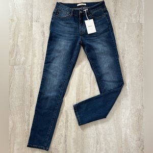 NWT KANCAN jeans womens size 9/28